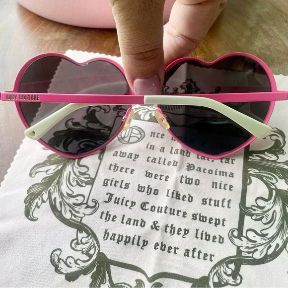 Juicy Couture Hot Pink Lolita Heart Shaped Sunglasses with Case RARE/HTF - Picture 6 of 12